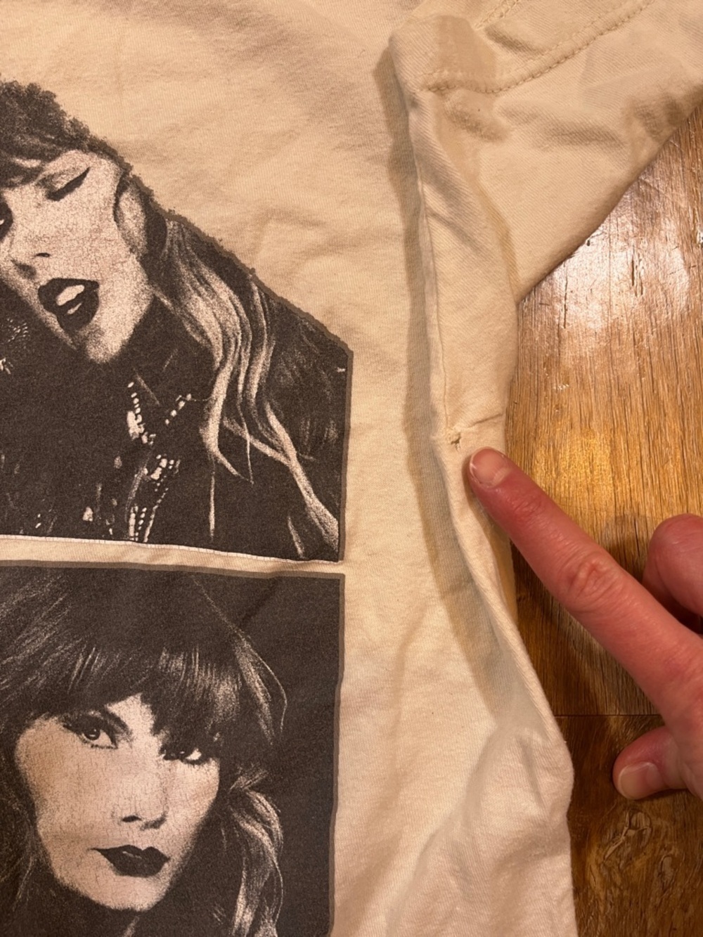 Taylor Swift The Eras Tour Graphic Concert Tee T-Shirt Medium M Folklore Cream - Picture 11 of 12